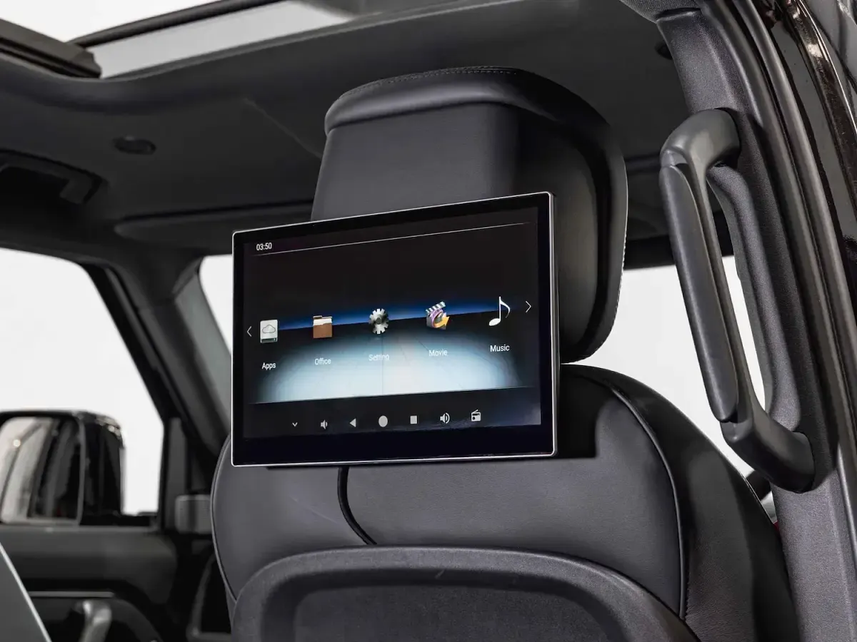 Używany Land Rover Defender HSE Dynamic 2023 Czarny SUV