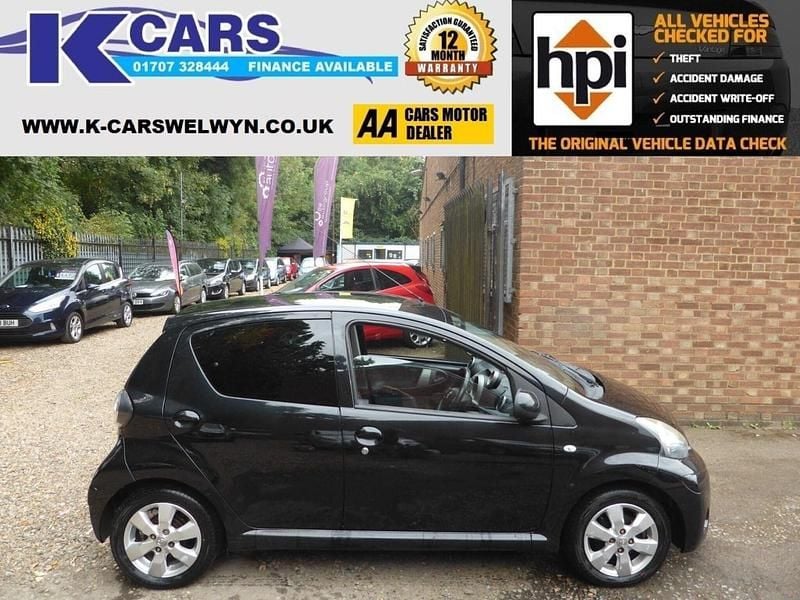 Black Used 2013 Toyota Aygo Hatchback | £4,290 (Fair price) - Image 1/3