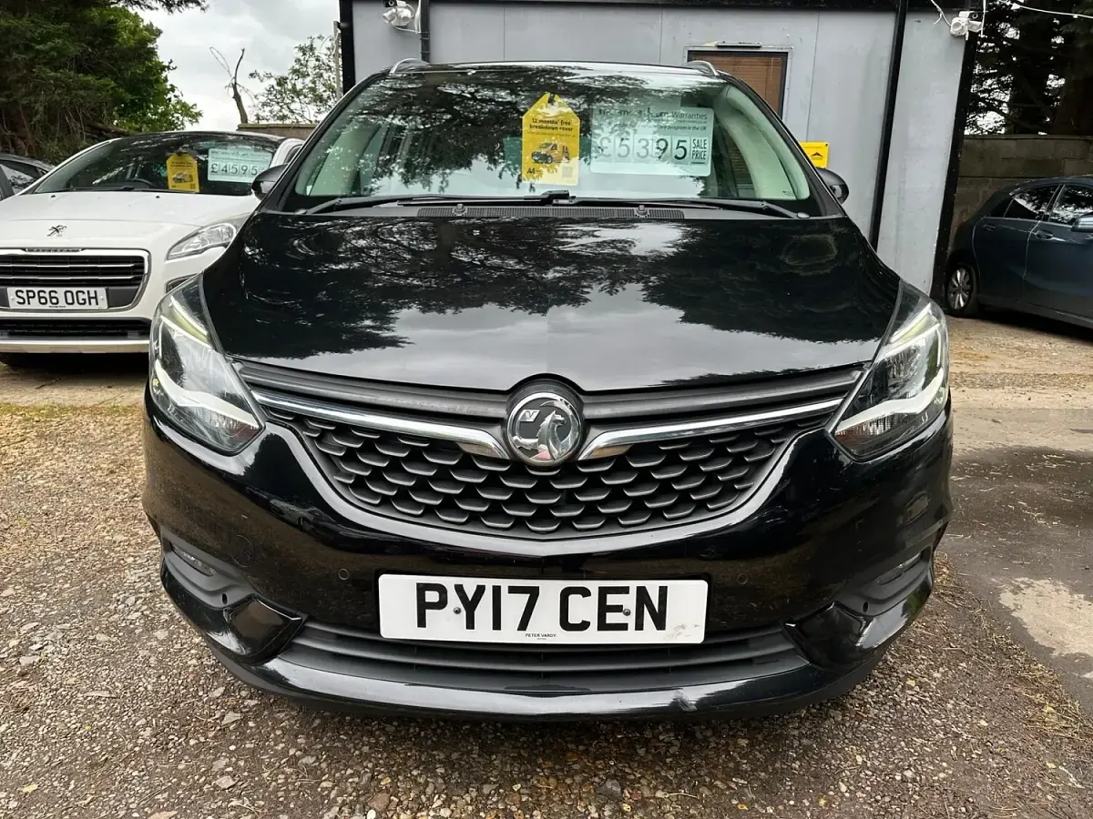 Used Vauxhall Zafira SRi 2017 Black MPV