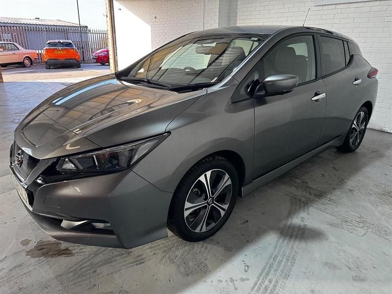 Used Nissan Leaf N-Connecta 110 kW (150 HP) 2021 Grey Hatchback