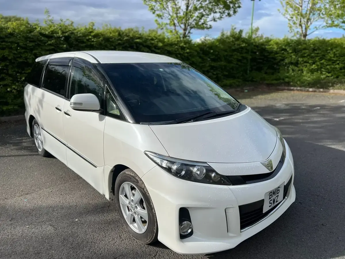 Used Toyota Estima 2025 White MPV