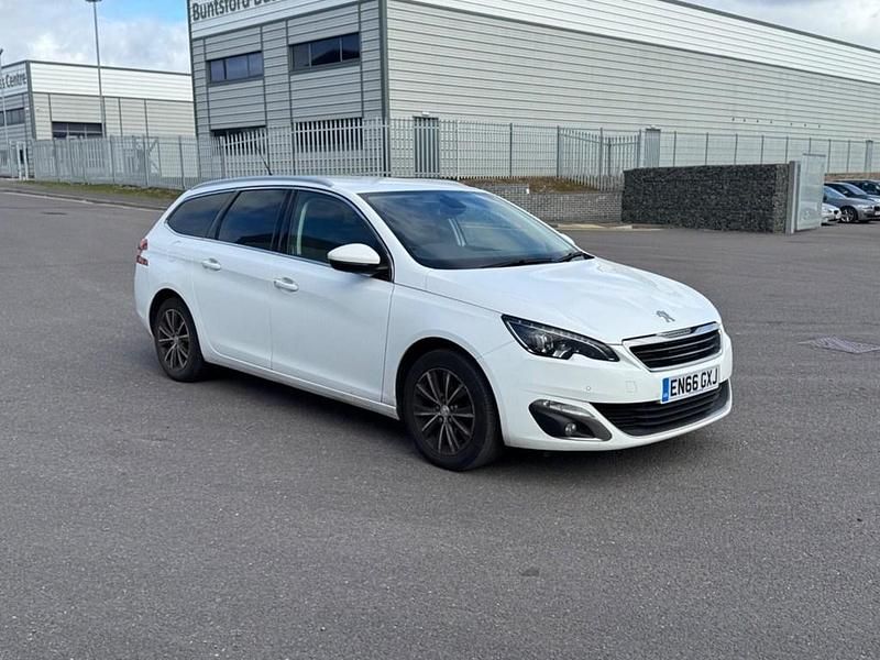 Used Peugeot 308 SW Allure 2016 White Estate