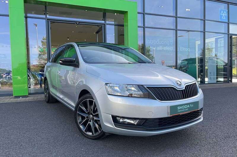Silver Used 2018 Skoda Rapid Sport Estate | £9,780 (A bit pricey) - Image 1/4