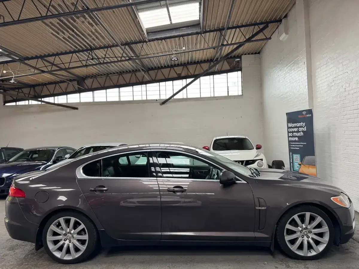 Second-hand Jaguar XF Premium Luxury 2009 Gri Berlinǎ