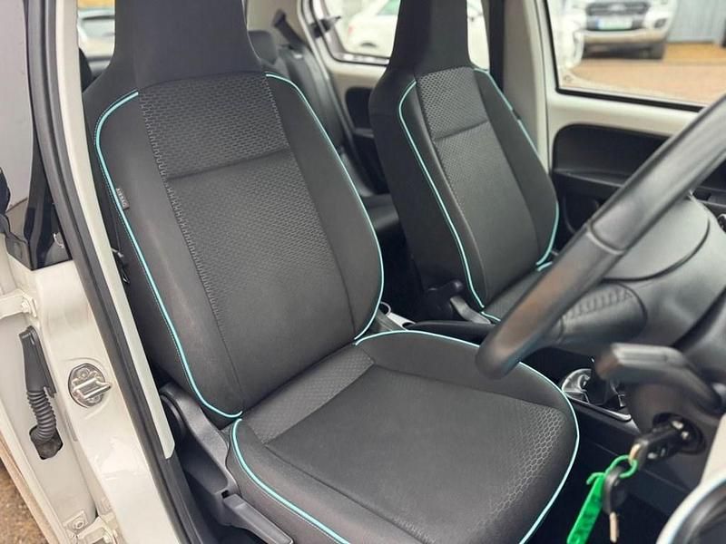 Used Seat Mii 60 HP (44 kW) 2014 White Hatchback