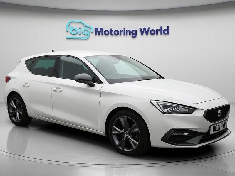 White Used 2021 Seat Leon FR Hatchback | £15,000 (Fair price) - Image 1/4
