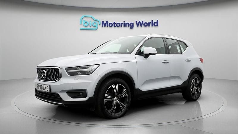Used Volvo XC40 Inscription 194 HP (142 kW) 2020 SUV