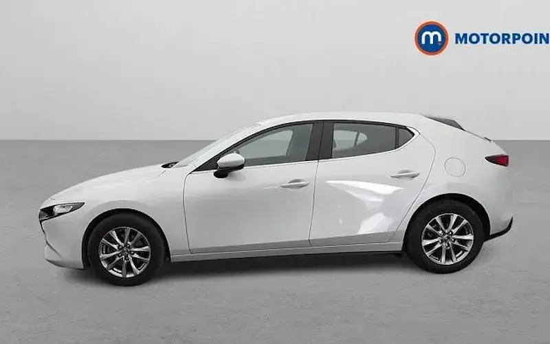 Used Mazda 3 Center-Line 140 HP (102 kW) 2025 White Hatchback