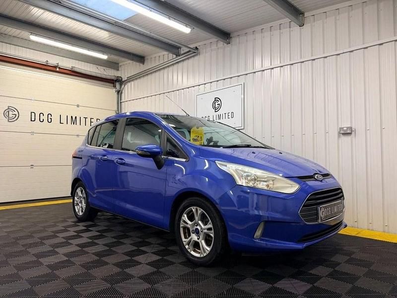 Used Ford B-MAX Zetec 100 HP (73 kW) 2014 Blue MPV