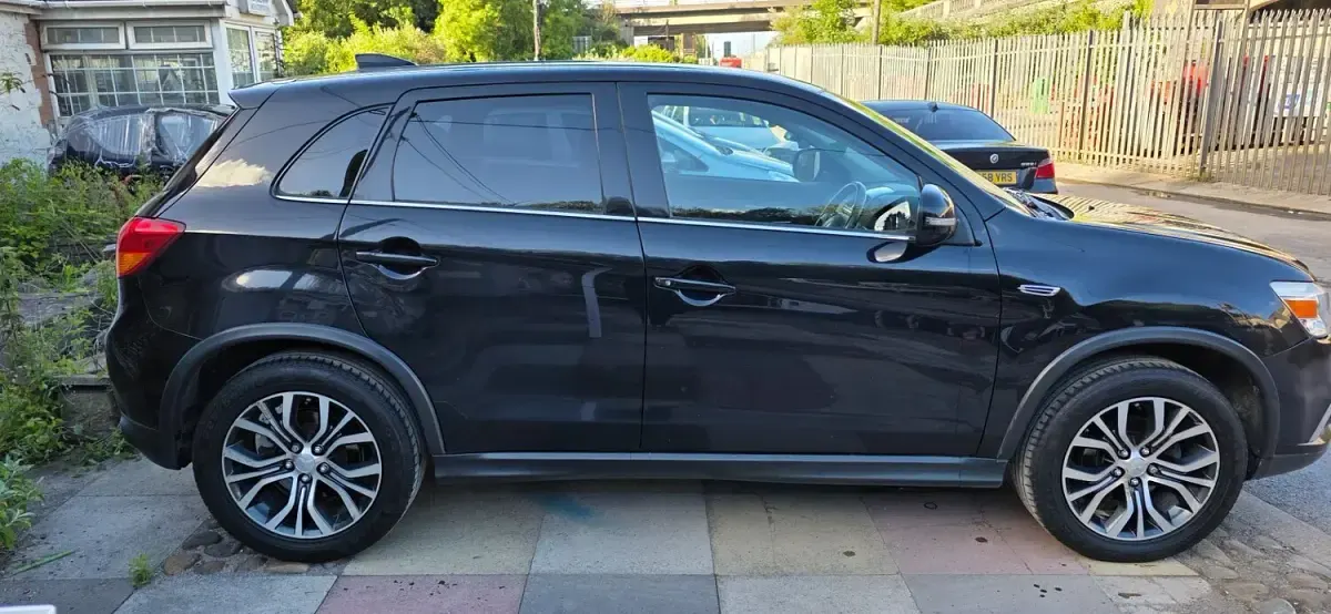Used Mitsubishi ASX 114 HP (83 kW) 2018 Black SUV
