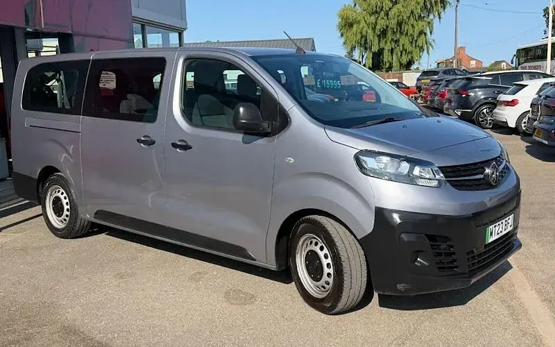 Used Vauxhall Vivaro 100 kW (136 HP) 2023 MPV