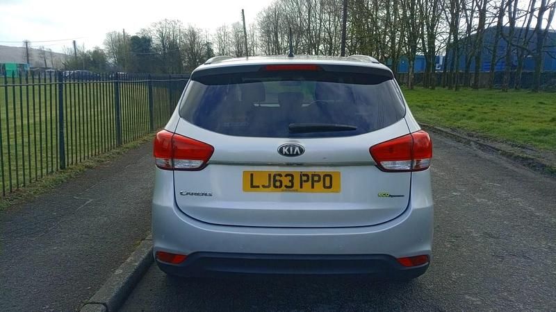 Used Kia Carens 2013 Silver MPV