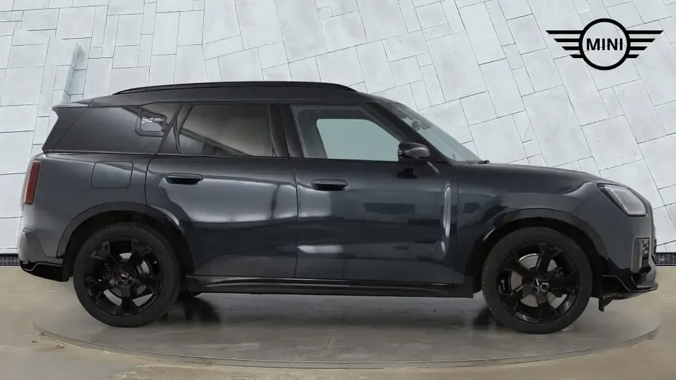 Used Mini Countryman 168 HP (123 kW) 2024 Grey SUV
