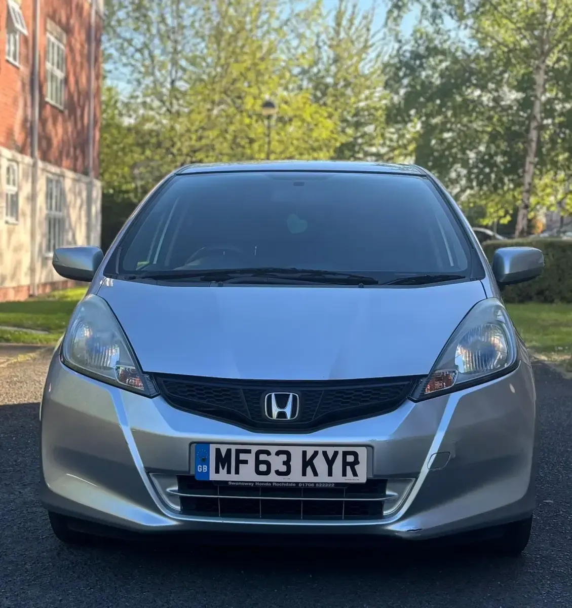 Second-hand Honda Jazz ES 99 CP (72 kW) 2013 Argintiu Hatchback
