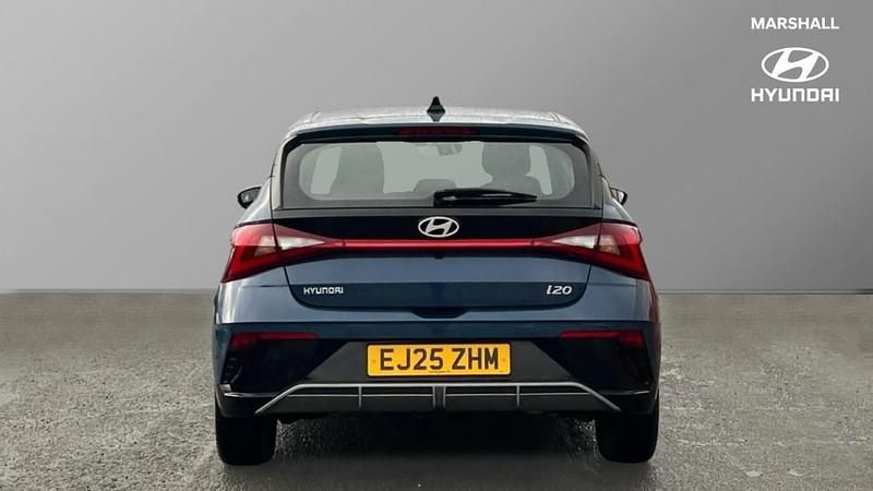 Used Hyundai i20 Advanced 100 HP (73 kW) 2025 Blue Hatchback