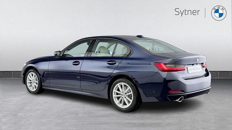 Usado BMW 320 Sport Line 181 HP (133 kW) 2025 Azul