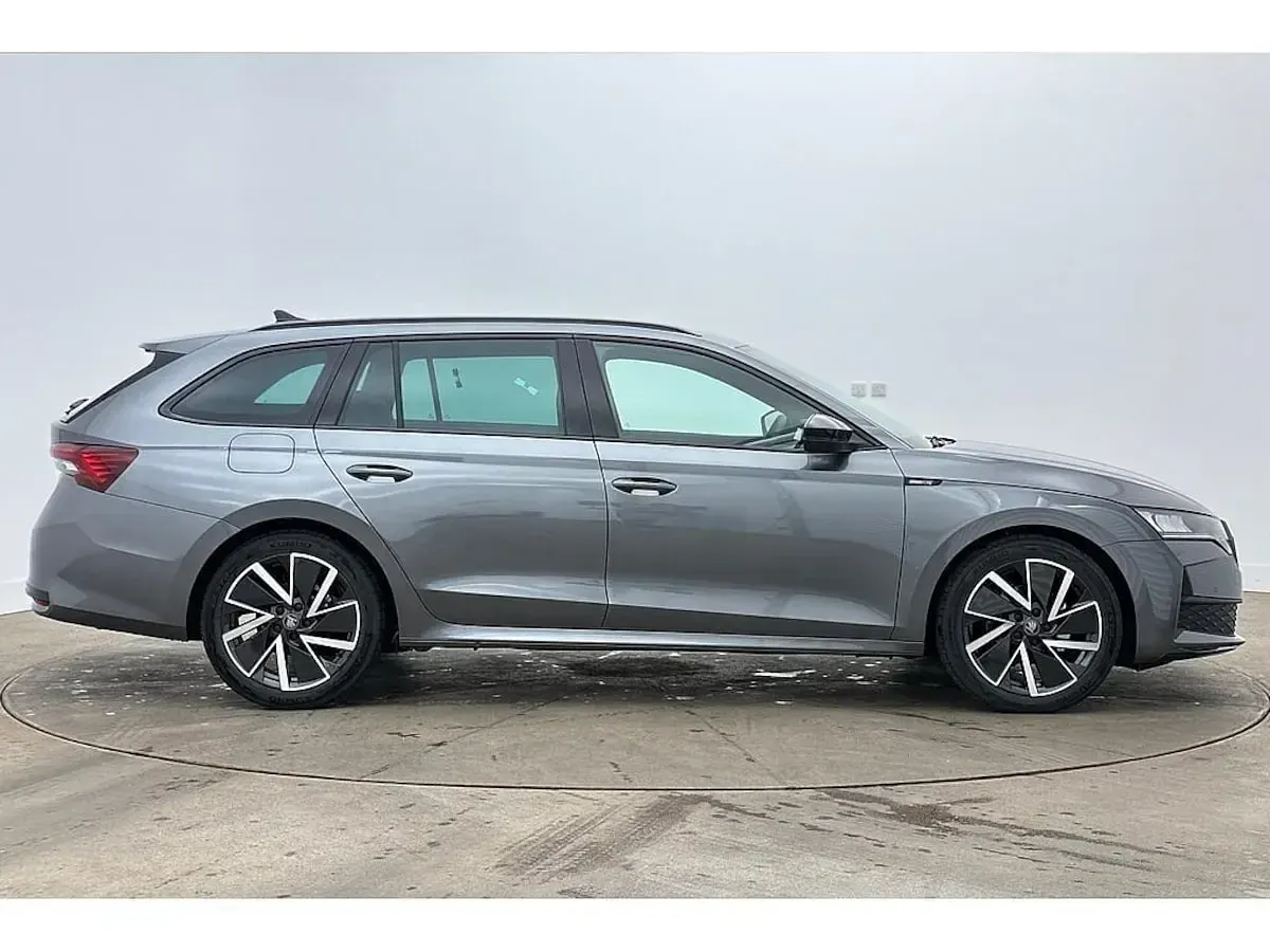 New Skoda Octavia SportLine 110 HP (80 kW) 2026 Graphite grey metallic Estate