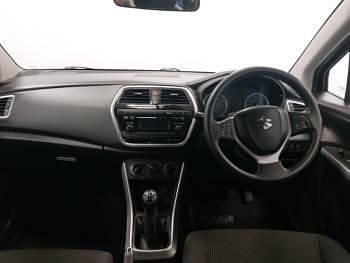 Image 3/4