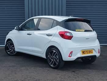 New Hyundai i10 Premium 79 HP (58 kW) 2025 White Hatchback