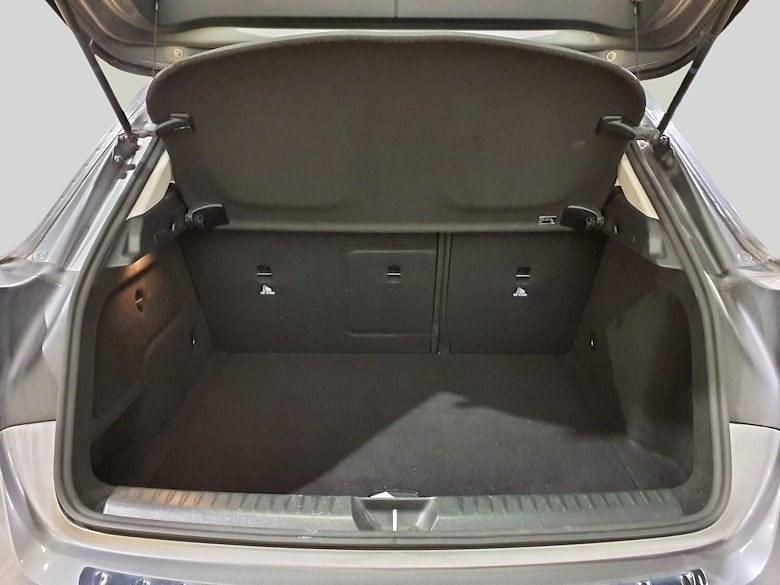 Used Mercedes GLA180 Urban 122 HP (89 kW) 2018 Grey SUV