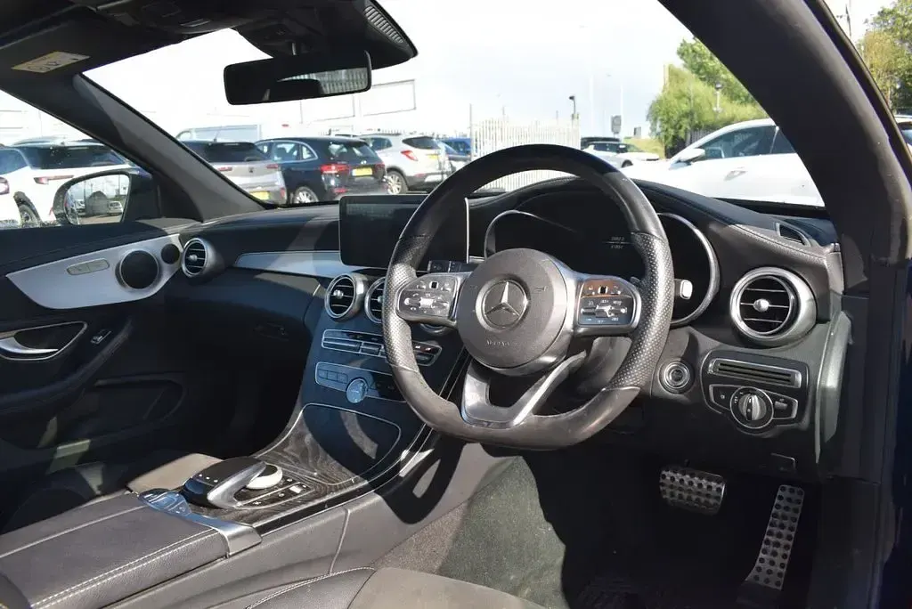 Used Mercedes C300 AMG Line Premium 245 HP (180 kW) 2018 Blue Cabriolet