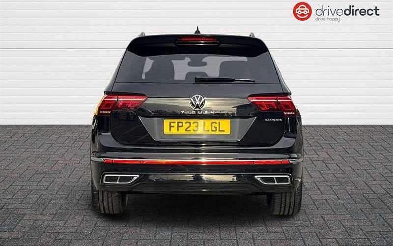 Used VW Tiguan R-line 245 HP (180 kW) 2023 Black SUV