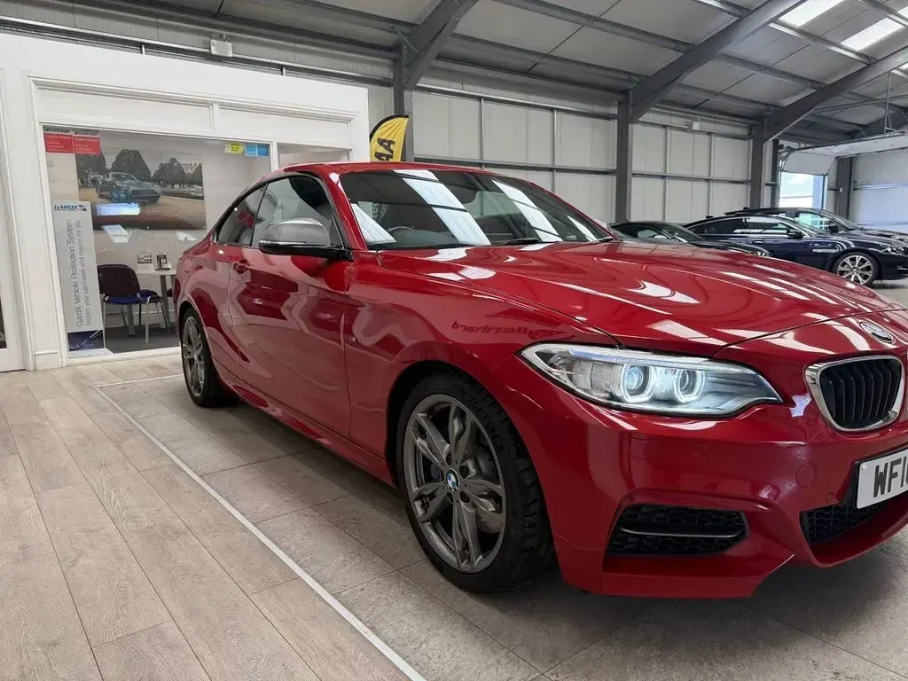 Used BMW M235 Comfort Edition 326 HP (239 kW) 2016 Red Coupe