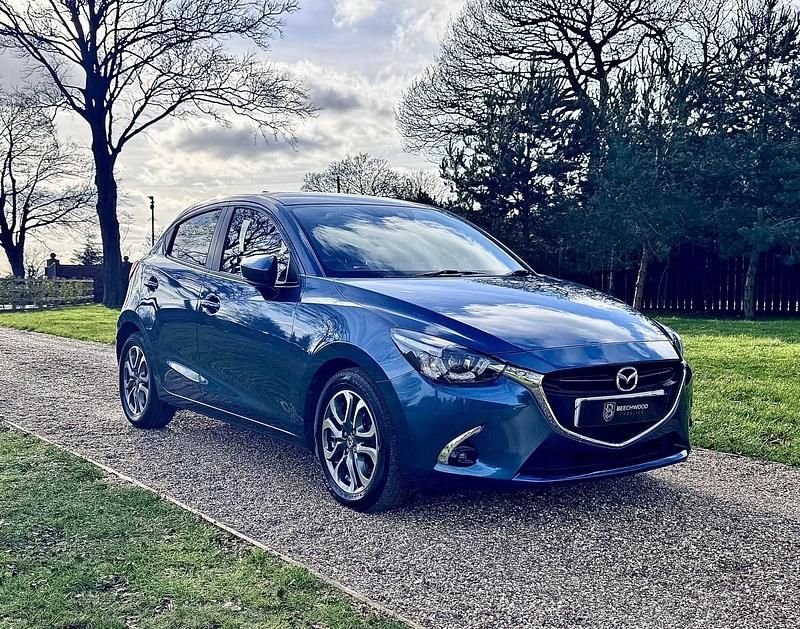 Begagnad Mazda 2 Inclusive 2019 Blå Halvkombi