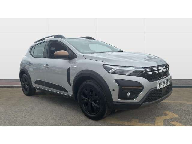 Grey Used 2024 Dacia Sandero Extreme Hatchback | £13,750 (Good price) - Image 1/4