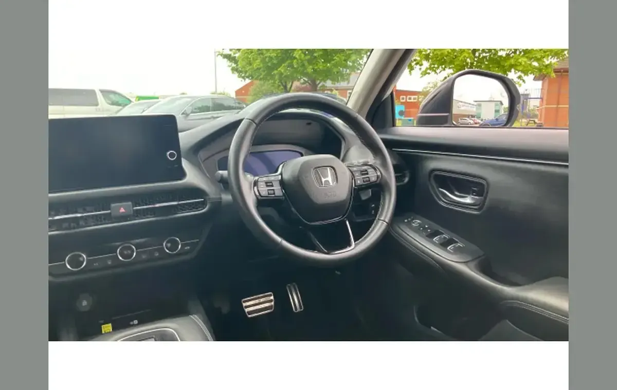 Used Honda ZR-V Sport 184 HP (135 kW) 2024 White SUV