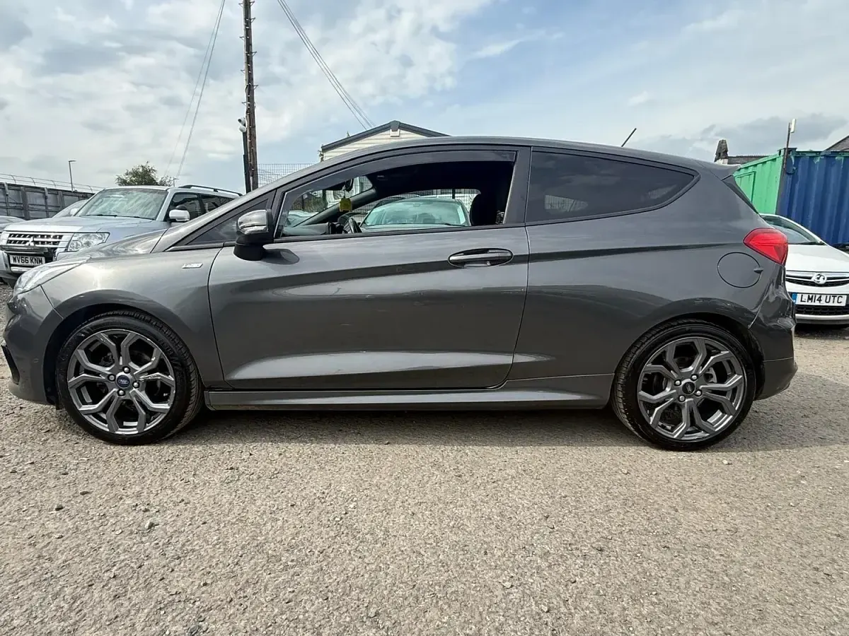 Used Ford Fiesta ST-Line 120 HP (88 kW) 2019 Grey Hatchback