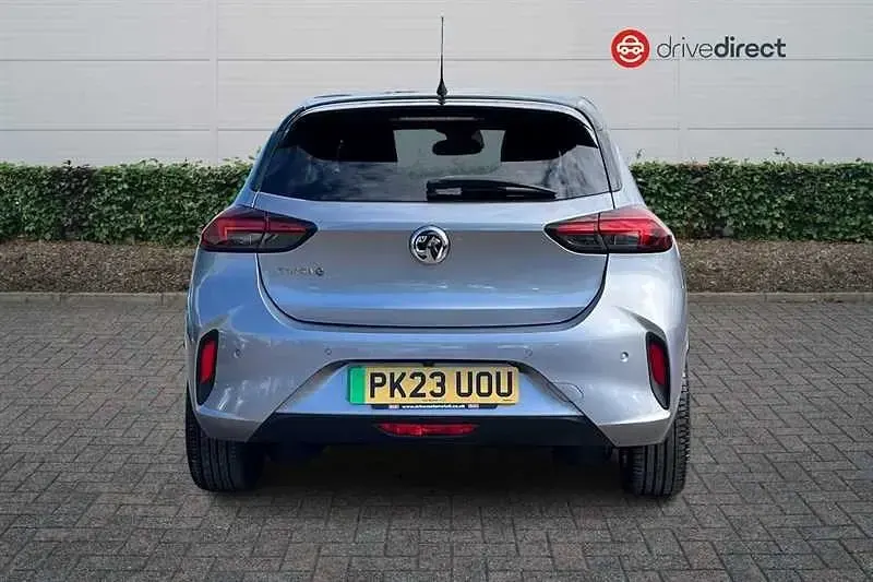 Usado Vauxhall Corsa-e Ultimate 100 kW (136 HP) 2023 Cinzento Citadino