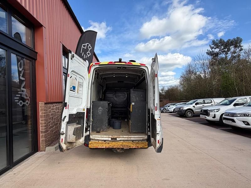 Used Ford Transit 155 HP (114 kW) 2016 White Van