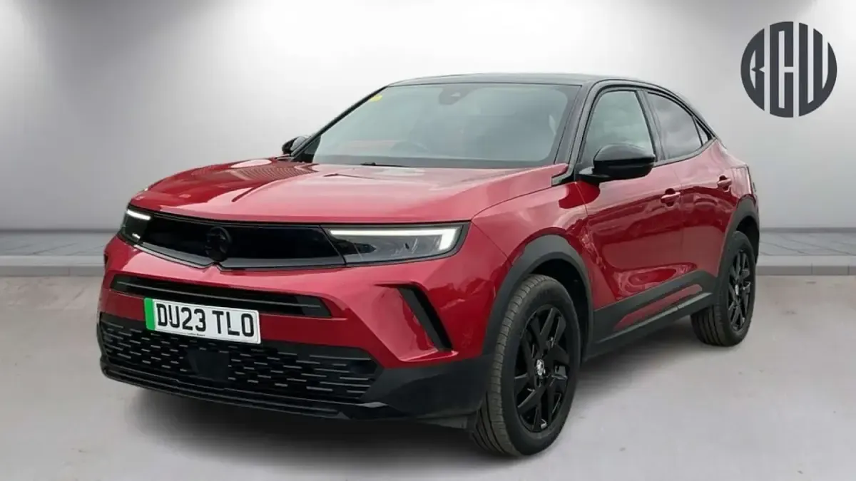 Used Vauxhall Mokka 100 kW (136 HP) 2023 Red SUV