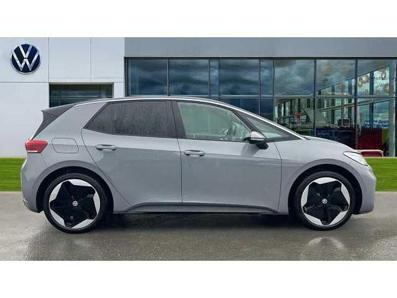 New VW ID.3 Pro 150 kW (204 HP) 2026 Moonstone grey black Hatchback