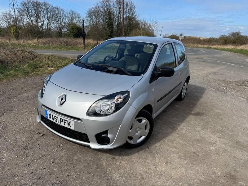 Silver Used 2011 Renault Twingo Hatchback | £1,541 (Fair price) - Image 1/4