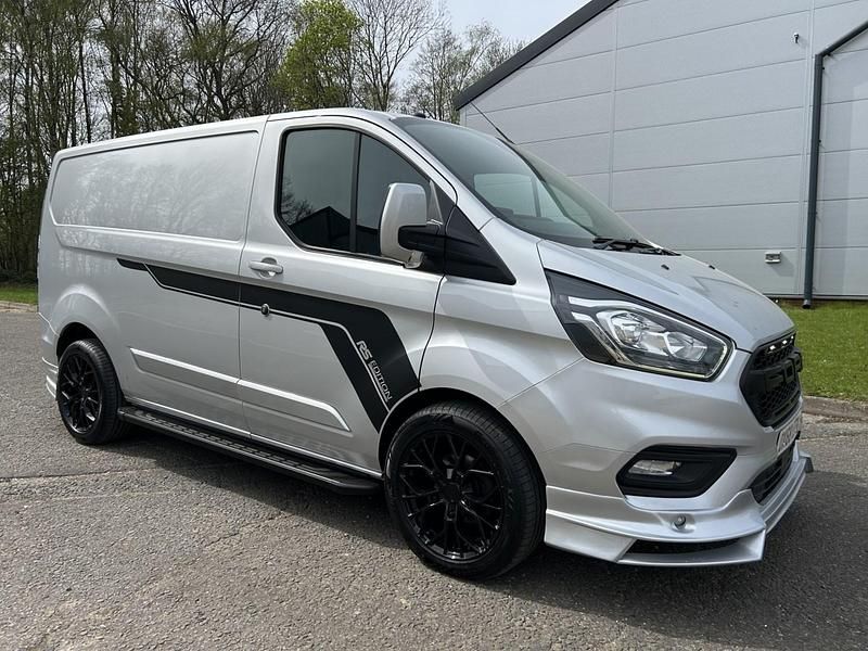 Used Ford Transit Custom Limited 130 HP (95 kW) 2019 Silver Van