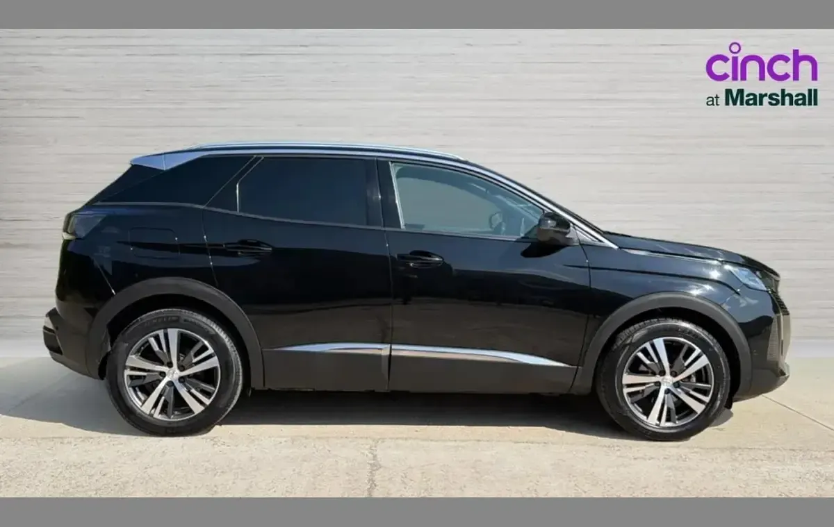 Used Peugeot 3008 Allure+ 134 HP (98 kW) 2023 Black SUV
