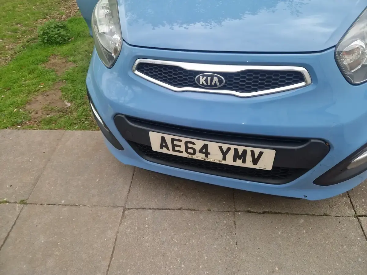 Used Kia Picanto 85 HP (62 kW) 2014 Blue Hatchback