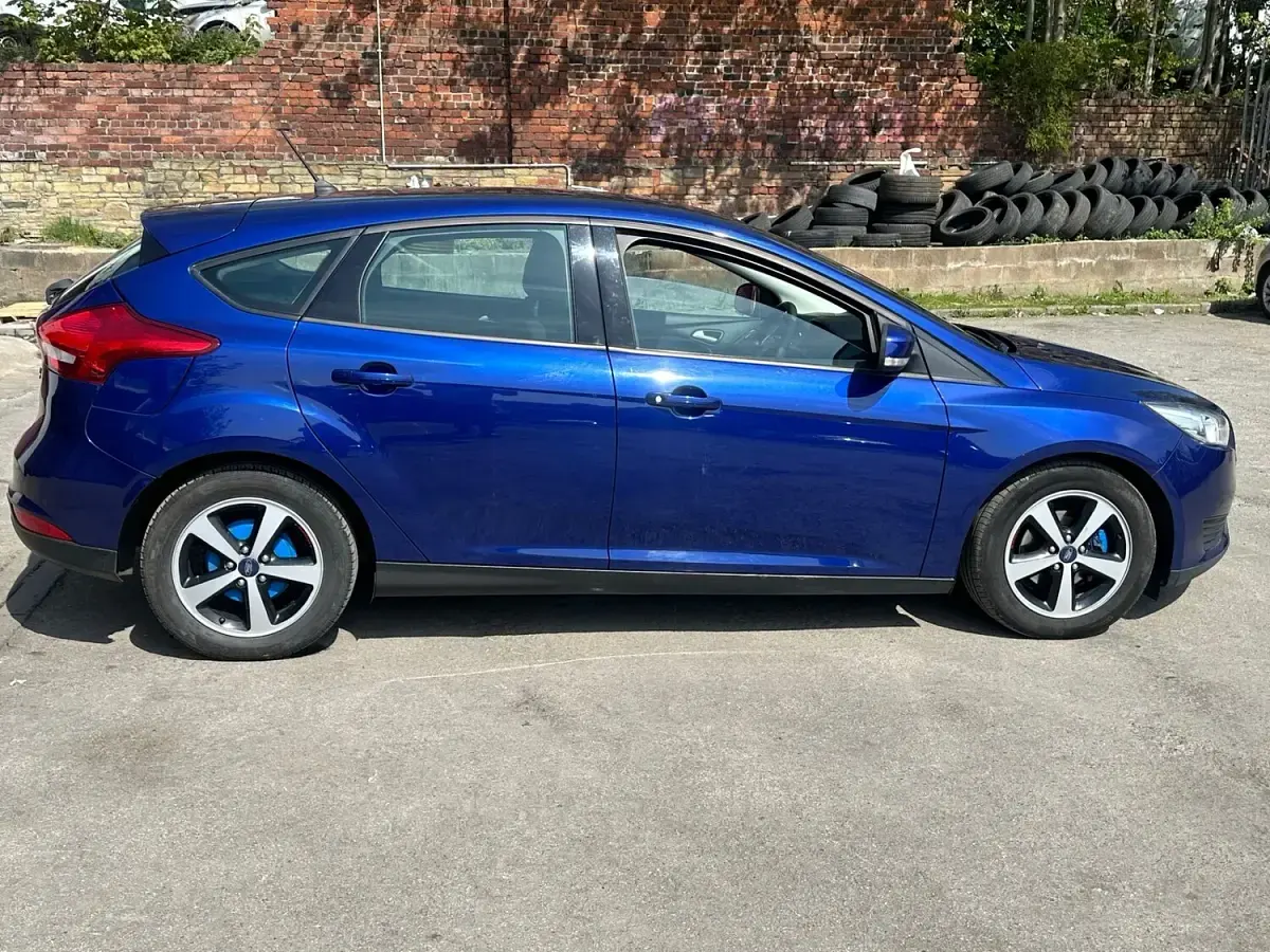 Used Ford Focus Style 2017 Blue Hatchback