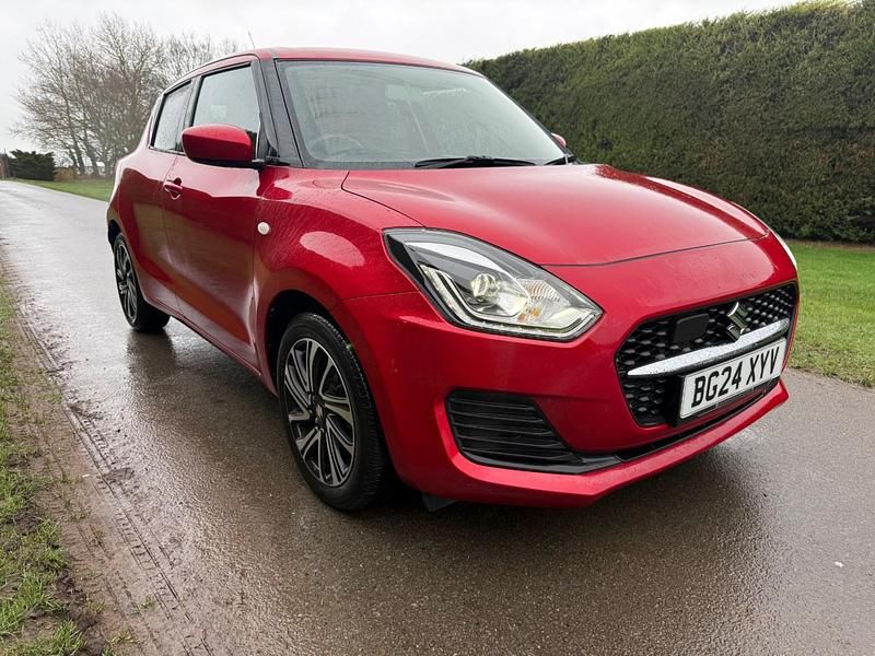 Used Suzuki Swift SZ-L 83 HP (61 kW) 2024 Red Hatchback