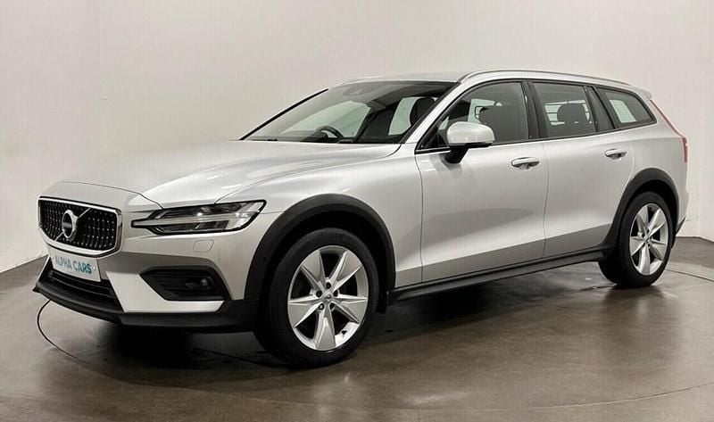 Usado Volvo V60 CC 190 HP (139 kW) 2019 Prateado Carrinha