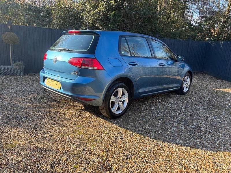 Used VW Golf VII Edition 110 HP (80 kW) 2017 Blue Hatchback