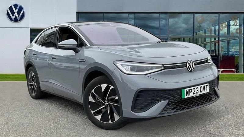 Moonstone grey black Used 2023 VW ID.5 Pro Performance SUV | £24,897 (Good price) - Image 1/4