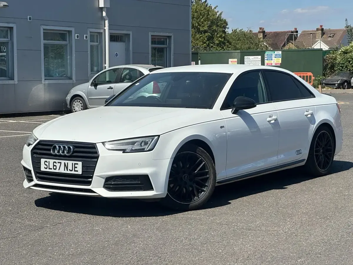 Used Audi A4 Black Edition 150 HP (110 kW) 2017 White Sedan