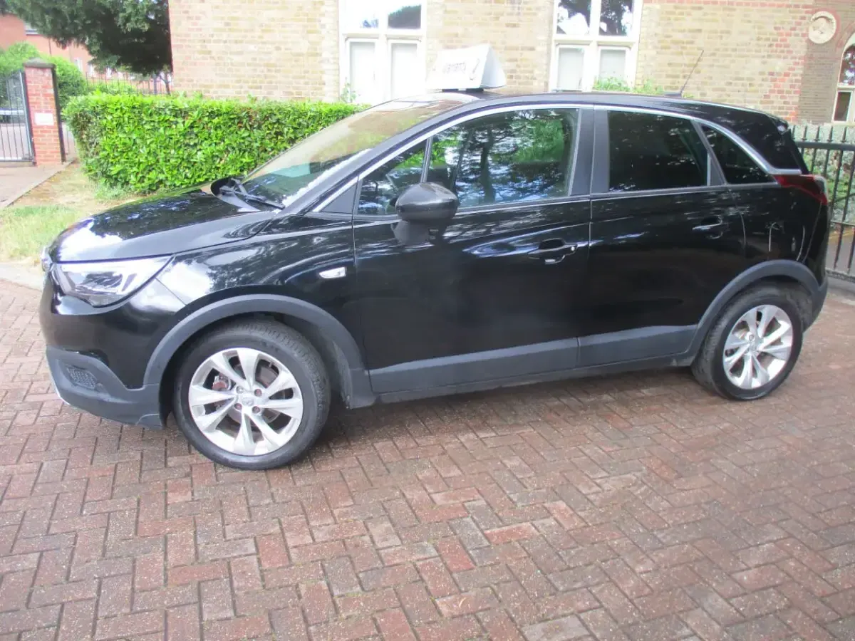 Used Vauxhall Crossland X S 110 HP (80 kW) 2021 Black SUV
