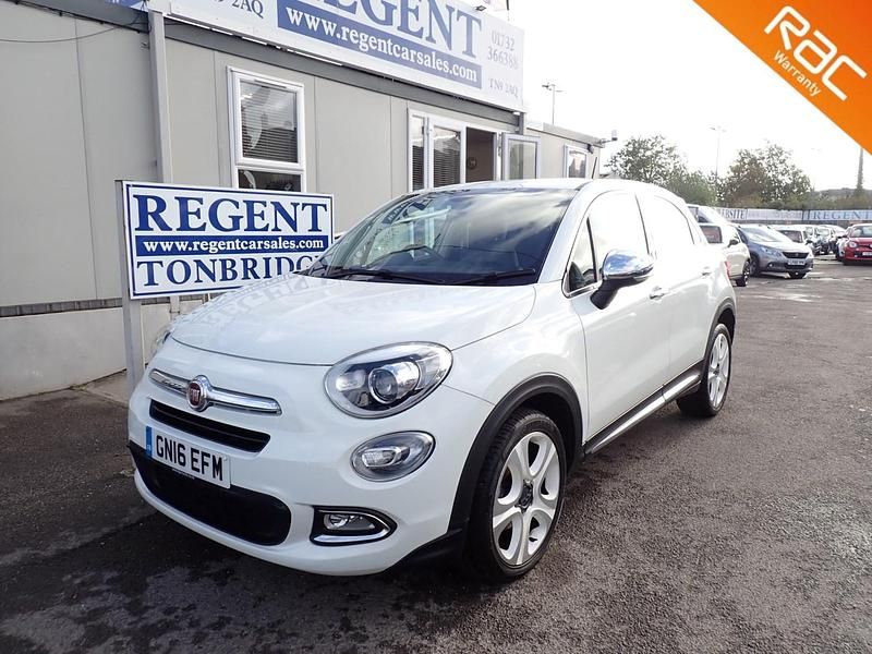 White Used 2016 Fiat 500X Lounge SUV | £5,995 (Fair price) - Image 1/4