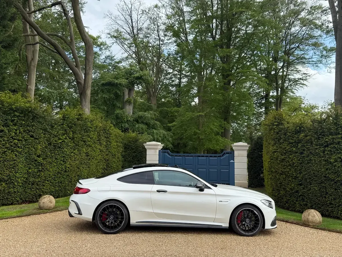 Used Mercedes C63S AMG Premium 600 HP (441 kW) 2017 White Coupe
