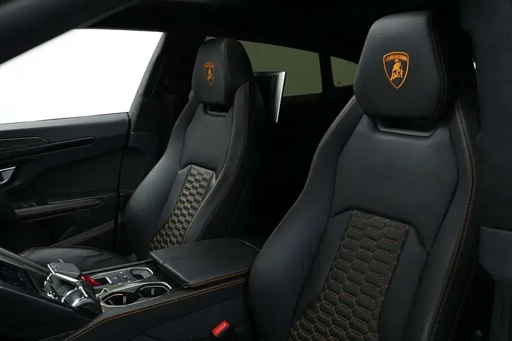 Used Lamborghini Urus 666 HP (489 kW) 2021 Black SUV