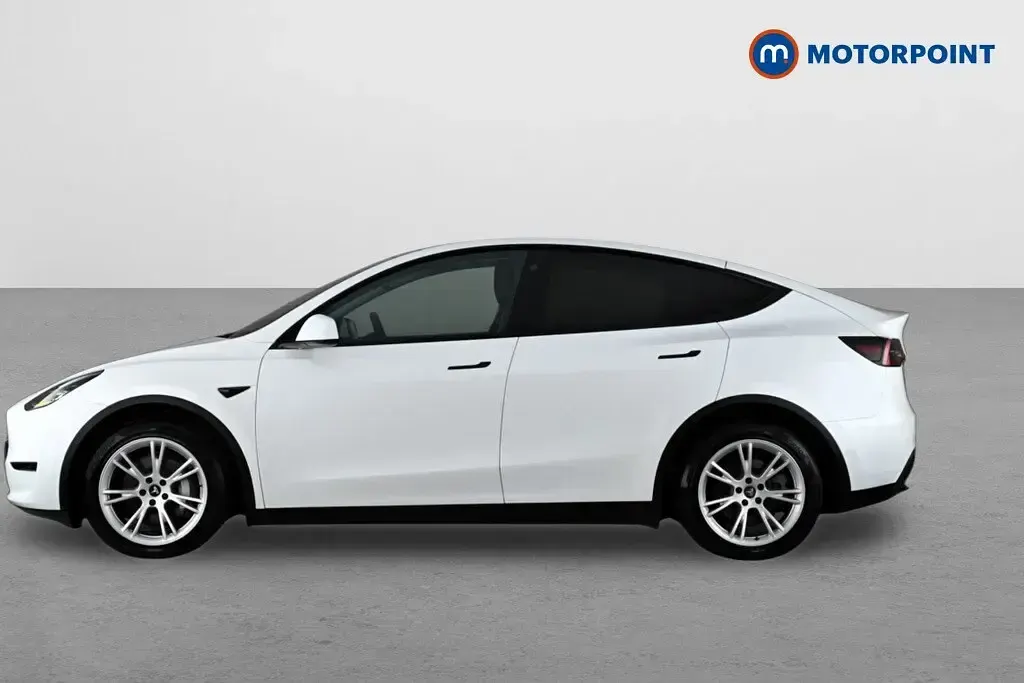 Used Tesla Model Y Long Range AWD 378 kW (514 HP) 2022 White SUV